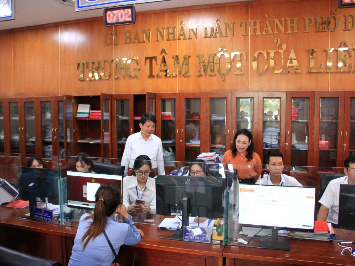 Ngày đầu tiên phường Đồng Hới, tỉnh Quảng Bình vận hành thử nghiệm chính quyền 2 cấp.