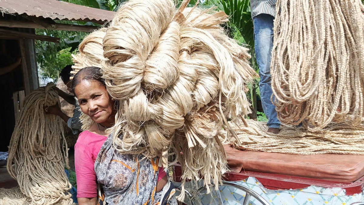 Nhiều sản phẩm từ sợi đay của Bangladesh bị cấm nhập khẩu vào Ấn Độ qua các cảng đường bộ (Ảnh SM TV)