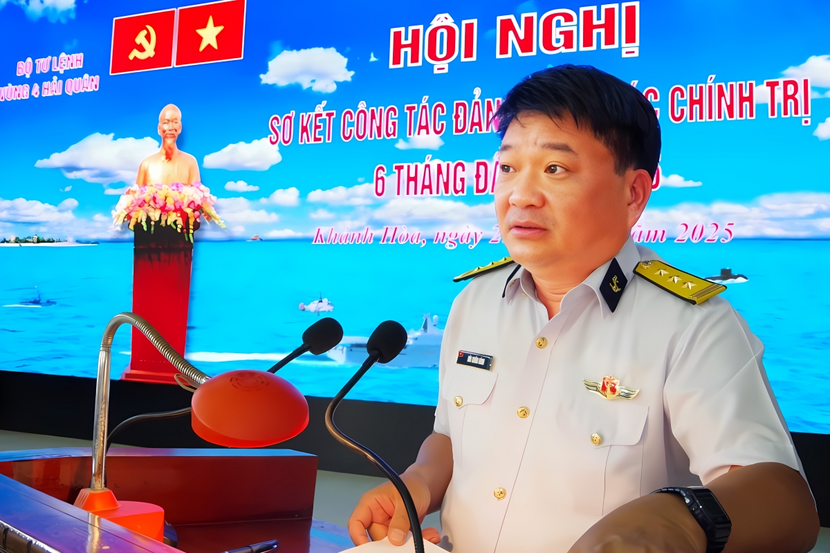 Thượng tá Bùi Xuân Bình phát biểu chỉ đạo tại Hội nghị