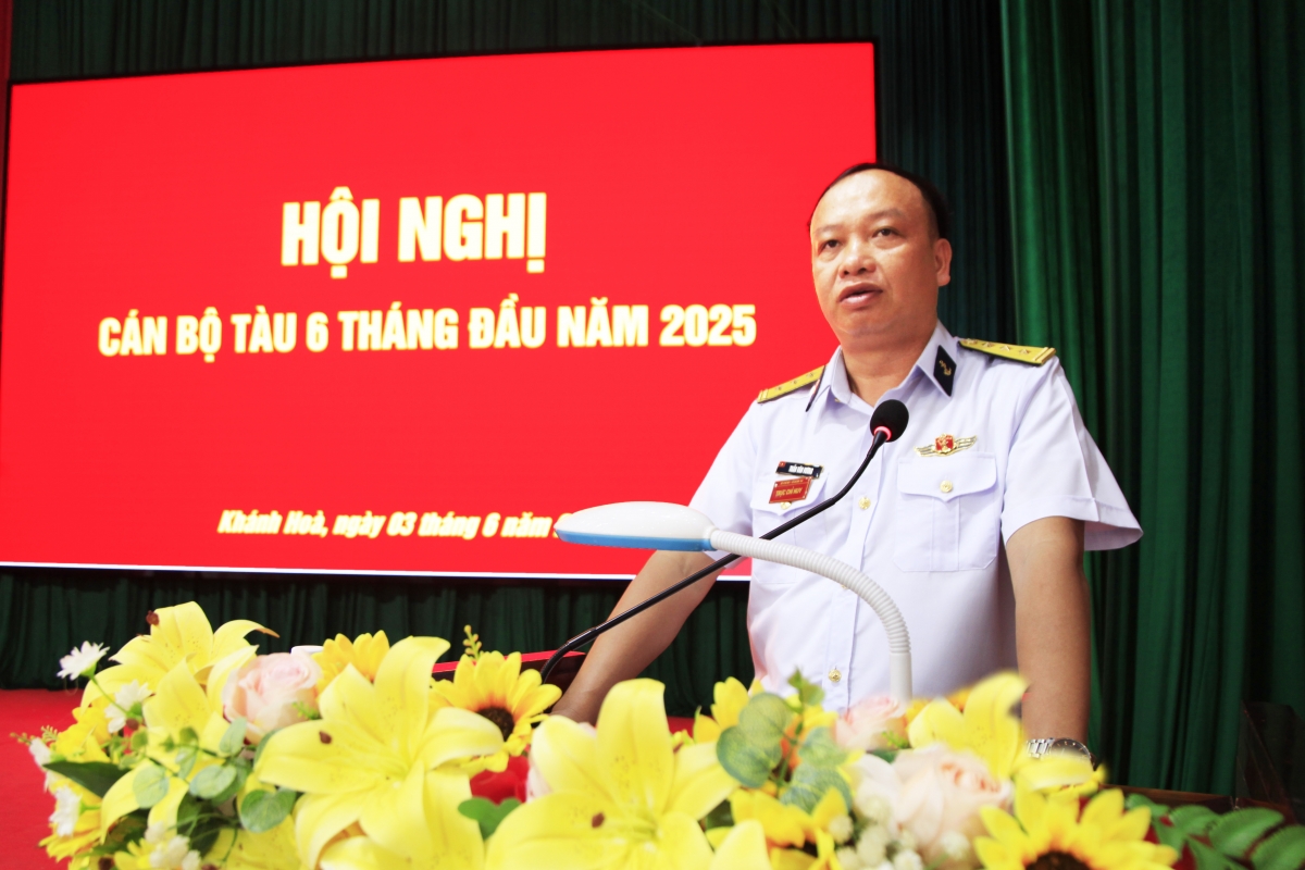 Thượng tá Trần Văn Vương, Lữ đoàn trưởng kết luận hội nghị.