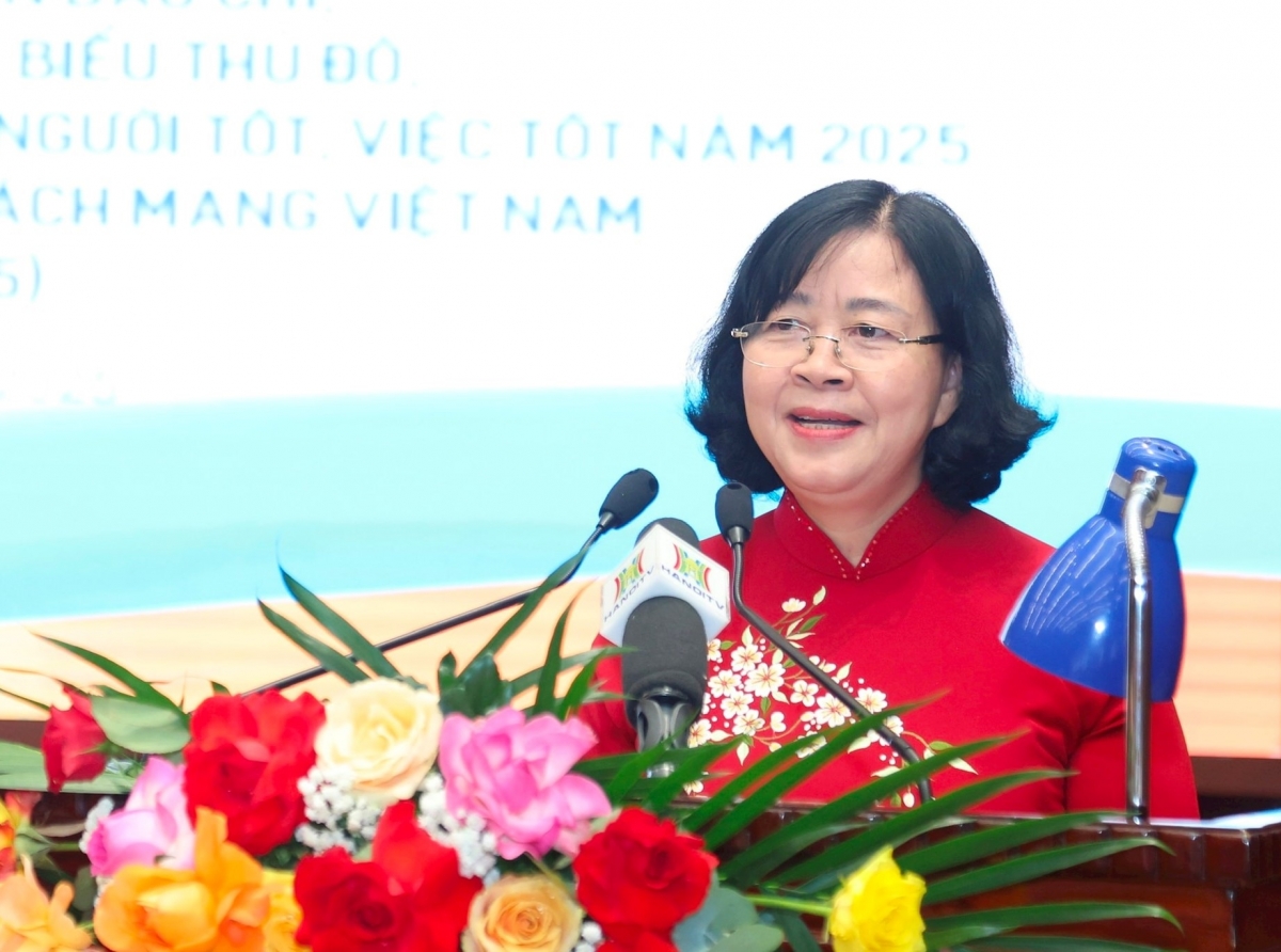 Bí thư Thành ủy Hà Nội Bùi Thị Minh Hoài phát biểu