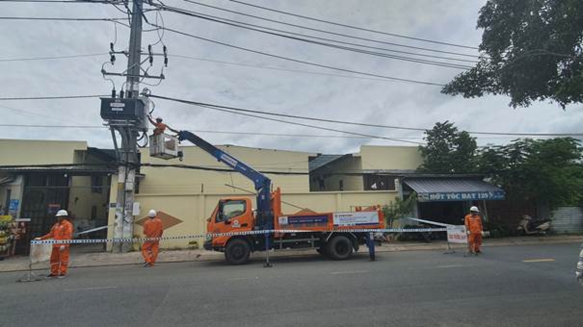 EVNHCMC chú trọng phát triển, hiện đại hóa lưới điện tại các khu vực ngoại thành