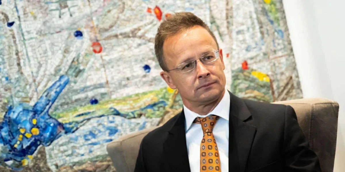 Bộ trưởng Ngoại giao và Thương mại Hungary Peter Szijjarto (Ảnh-english.nv.ua)