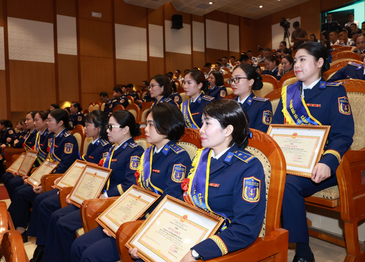 Các cá nhân phụ nữ điển hình tiến Cảnh sát biển giai đoạn 2020 - 2025.