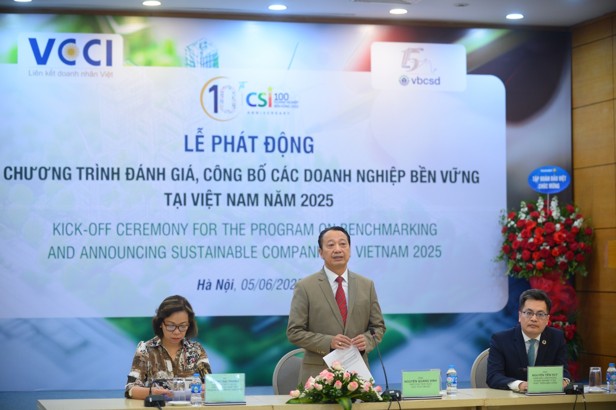 Ông Nguyễn Quang Vinh, Phó Chủ tịch Liên đoàn Thương mại và Công nghiệp Việt Nam phát biểu tại chương trình