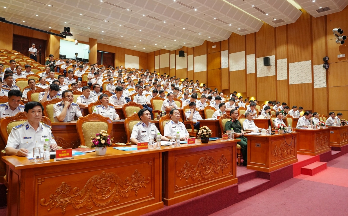 Các đại biểu tham dự hội nghị