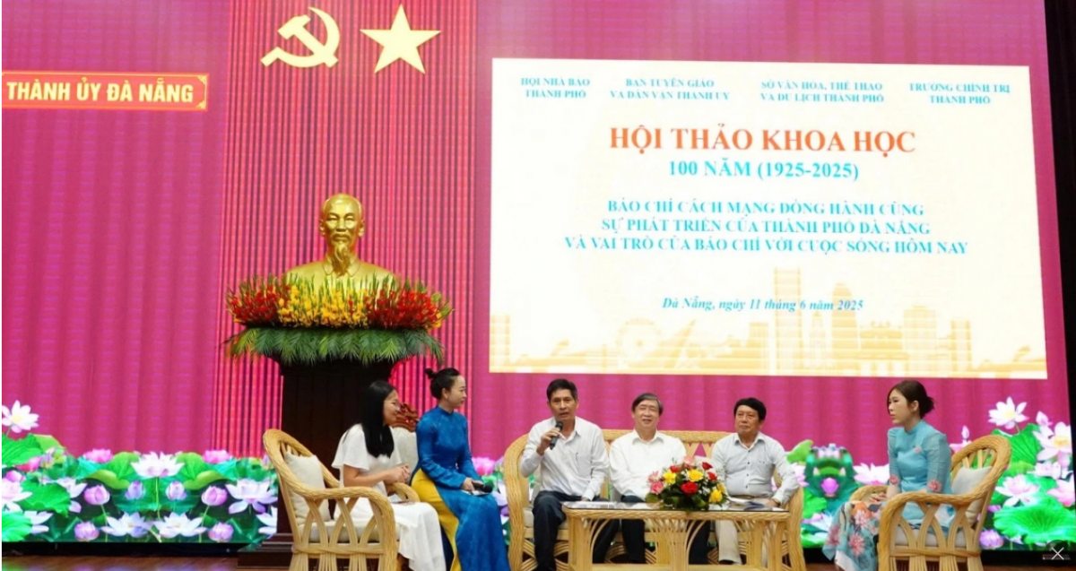 Hội thảo khoa học 100 năm báo chí cách mạng Việt Nam đồng hành cùng sự phát triển của TP. Đà Nẵng và vai trò của báo chí với cuộc sống hôm nay.
