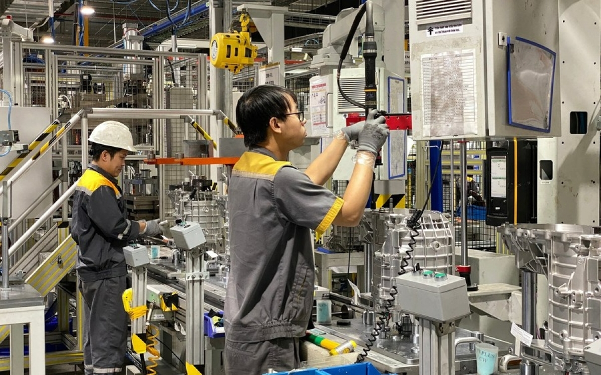 Thay mặt Bộ Chính trị, Tổng Bí thư Tô Lâm vừa ký Nghị quyết số 68-NQ/TW ngày 4/5/2025 của Bộ Chính trị về phát triển kinh tế tư nhân.