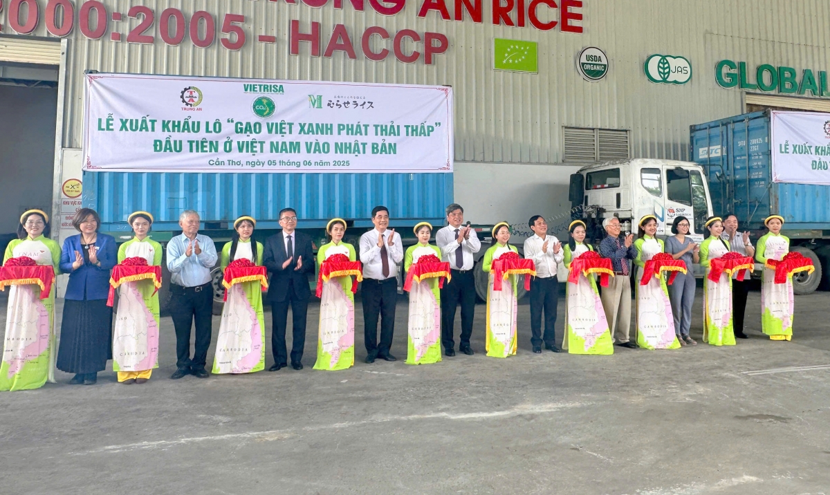 Lễ xuất khẩu lô hàng “Gạo Việt xanh phát thải thấp” sang thị trường Nhật Bản