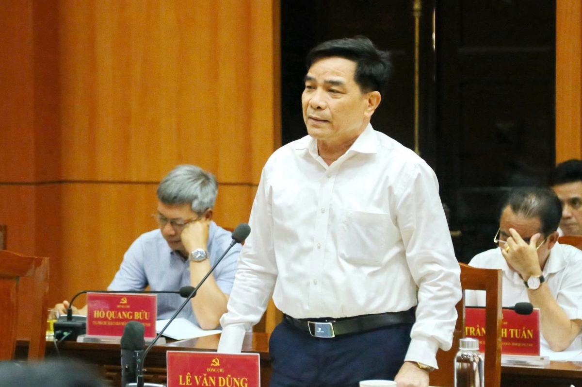 Ông Lê Văn Dũng, Chủ tịch UBND Quảng Nam phát biểu tại buổi làm việc.
