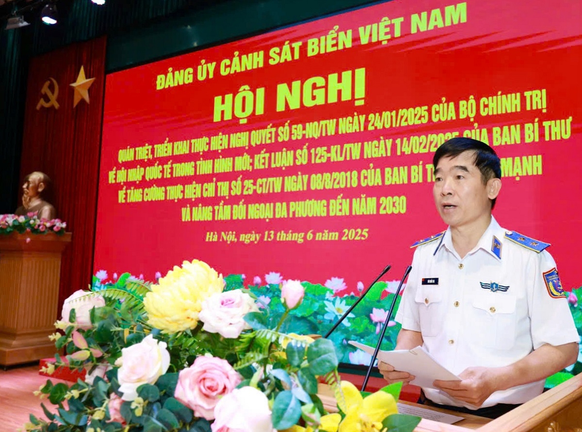 Trung tướng Bùi Quốc Oai quán triệt nội dung Nghị quyết số 59-NQ/TW và Kết luận số 125-KL/TW.