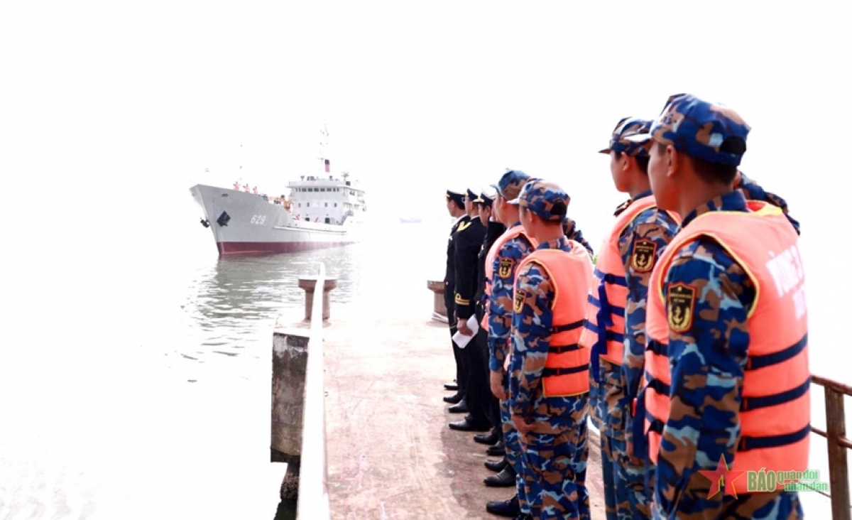 Tàu 629, Hải đội 311, rời bến thực hiện nhiệm vụ trực khu vực biển trọng điểm