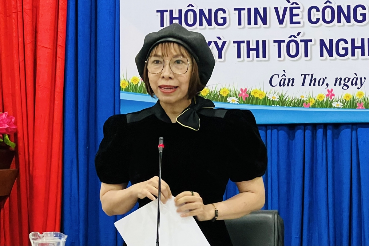 VOV - Bà Lê Thị Thùy Dung, Phó Giám đốc Sở GD&ÐT TP. Cần Thơ thông tin về công tác chuẩn bị Kỳ thi tốt nghiệp THPT quốc gia 2025