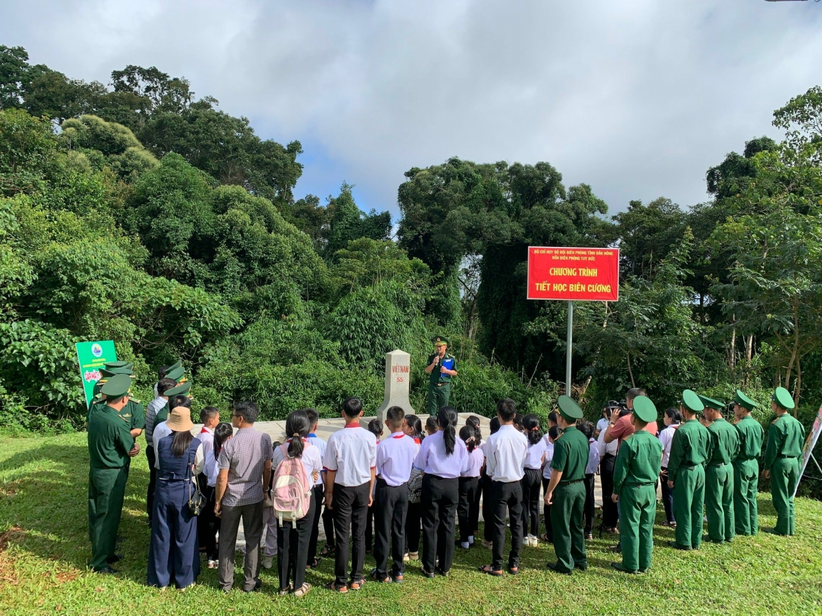 Tiết học biên cương ở Đắk Nông