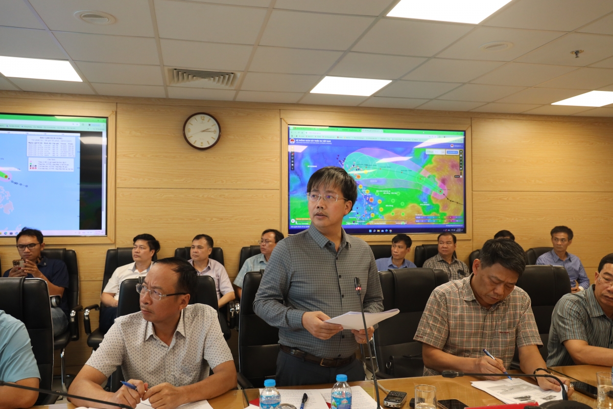 Ông Mai Văn Khiêm, Giám đốc Trung tâm dự báo KTTV quốc gia