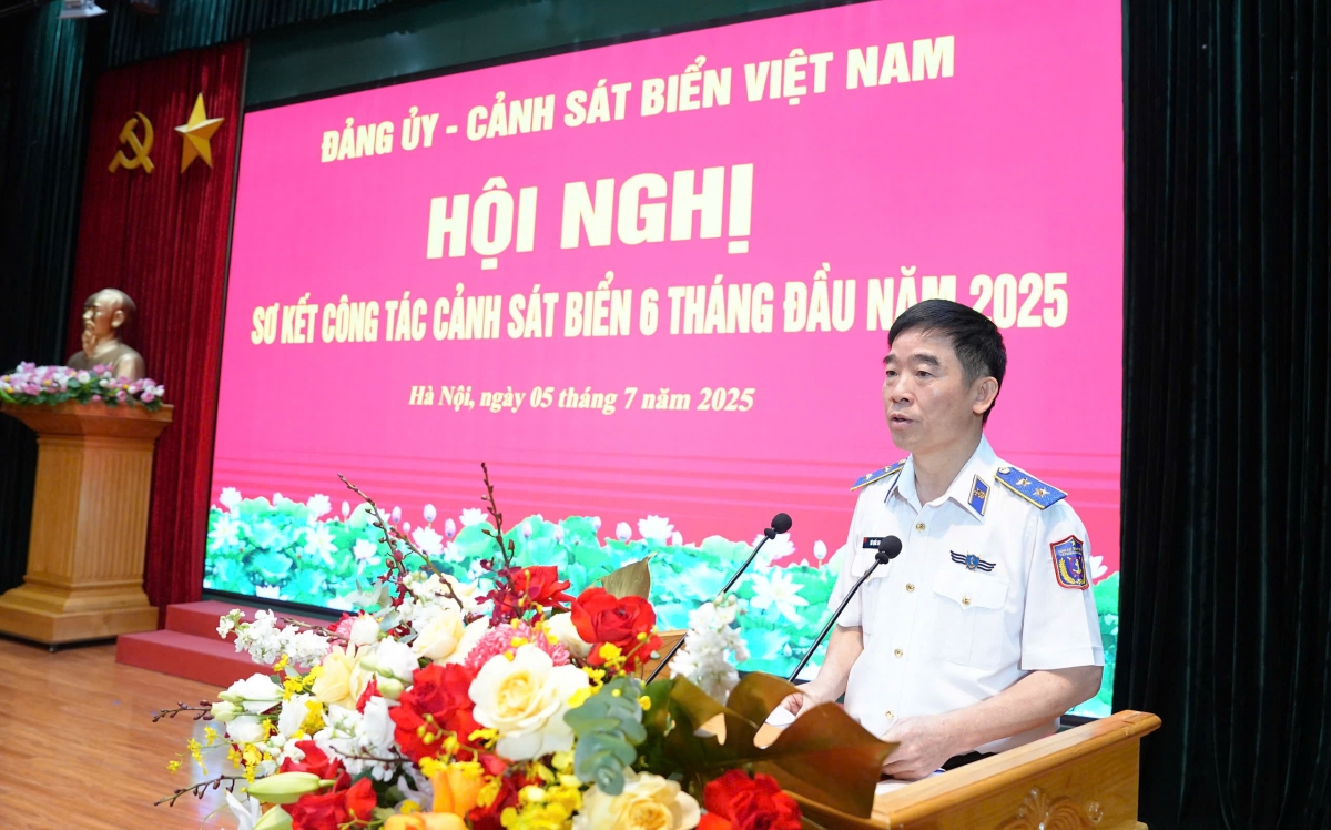 Trung tướng Bùi Quốc Oai - Bí thư Đảng ủy, Chính ủy Cảnh sát biển Việt Nam phát động Đợt thi đua cao điểm