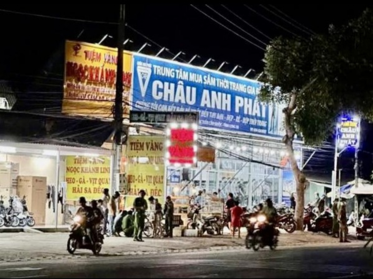 Hiện trường xảy ra vụ cướp (Ảnh Thanh Chương)