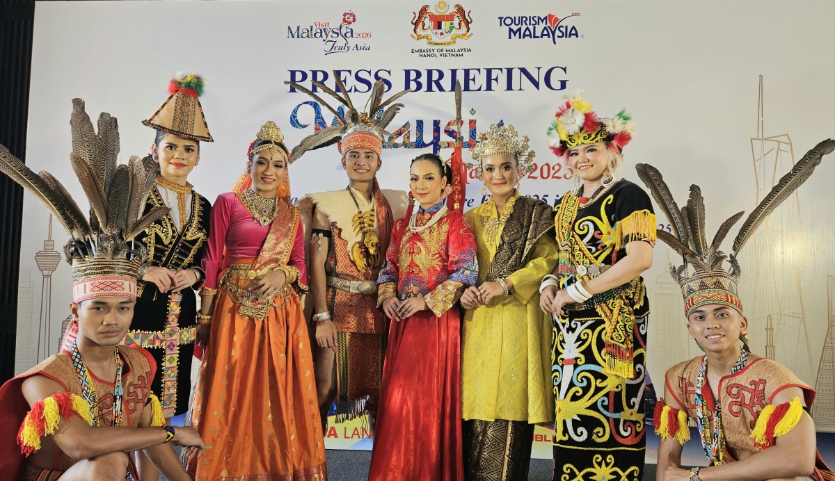 Đông đảo nghệ sĩ Malaysia mang đến Việt Nam các màn trình diễn đặc sắc