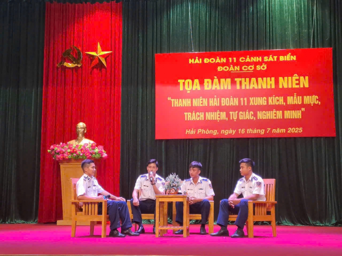 Tọa đàm thanh niên với nhiều chia sẻ hữu ích