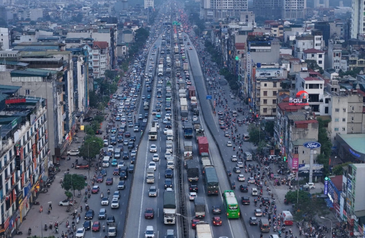 Đường phố Hà Nội tắc đường