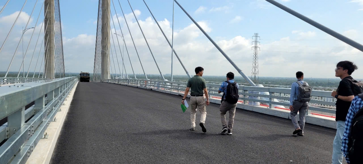 Dự án cầu Rạch Miễu 2 đang giai đoạn hoàn thiện.