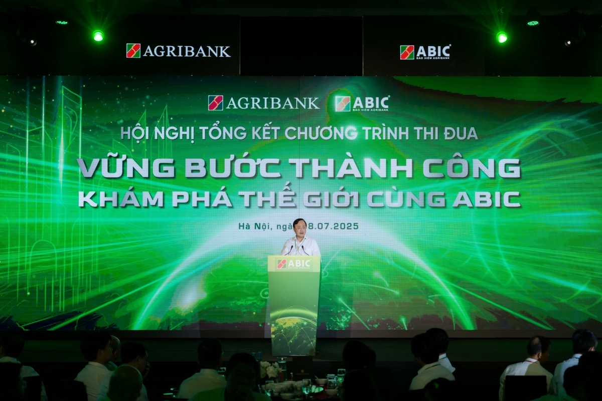Chủ tịch HĐTV Agribank Tô Huy Vũ phát biểu tại sự kiện