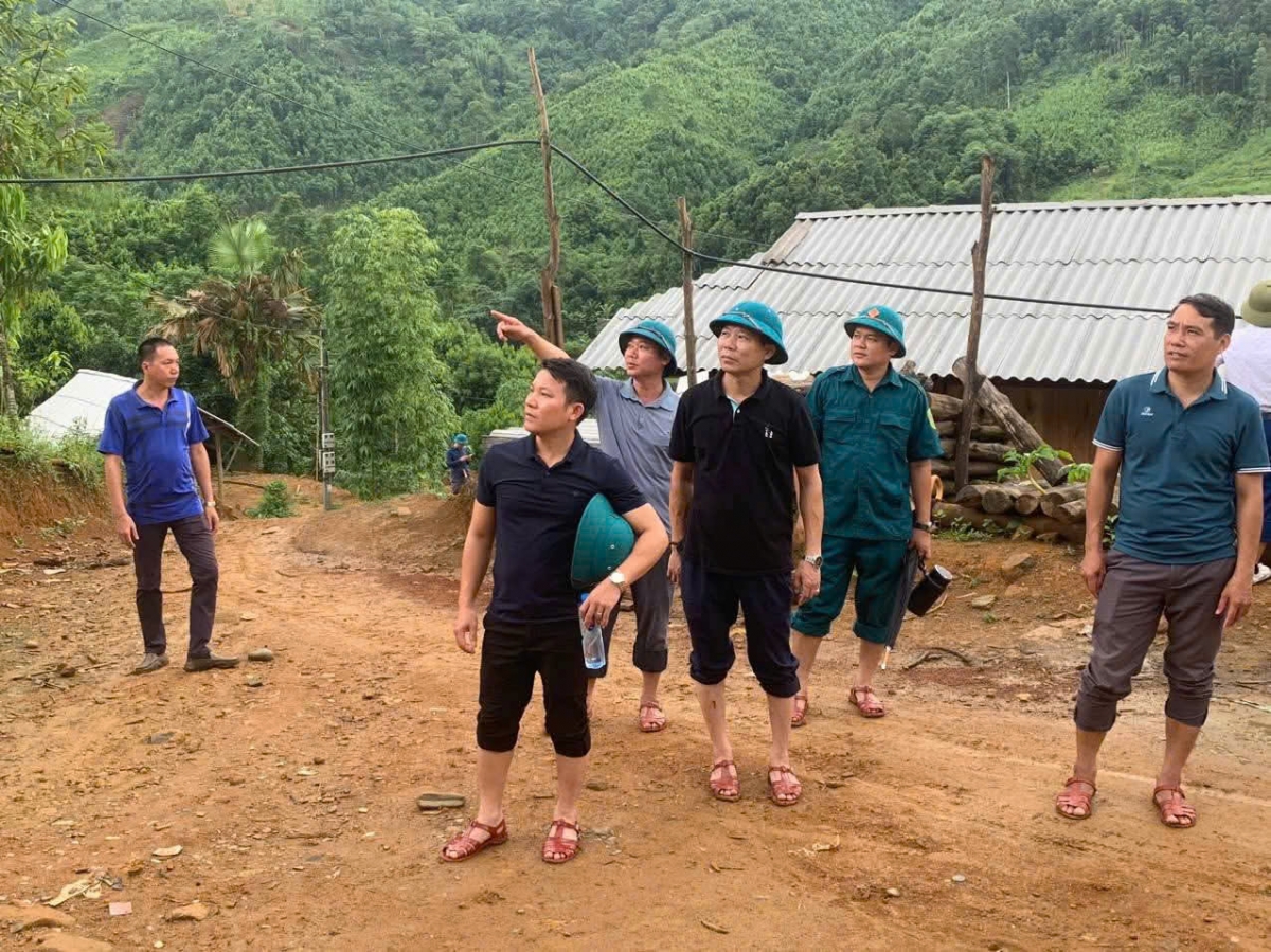 Các đoàn công tác của tỉnh và các xã liên tục tỏa về các địa phương kiểm tra, chỉ đạo công tác chủ động ứng phó với bão số 3
