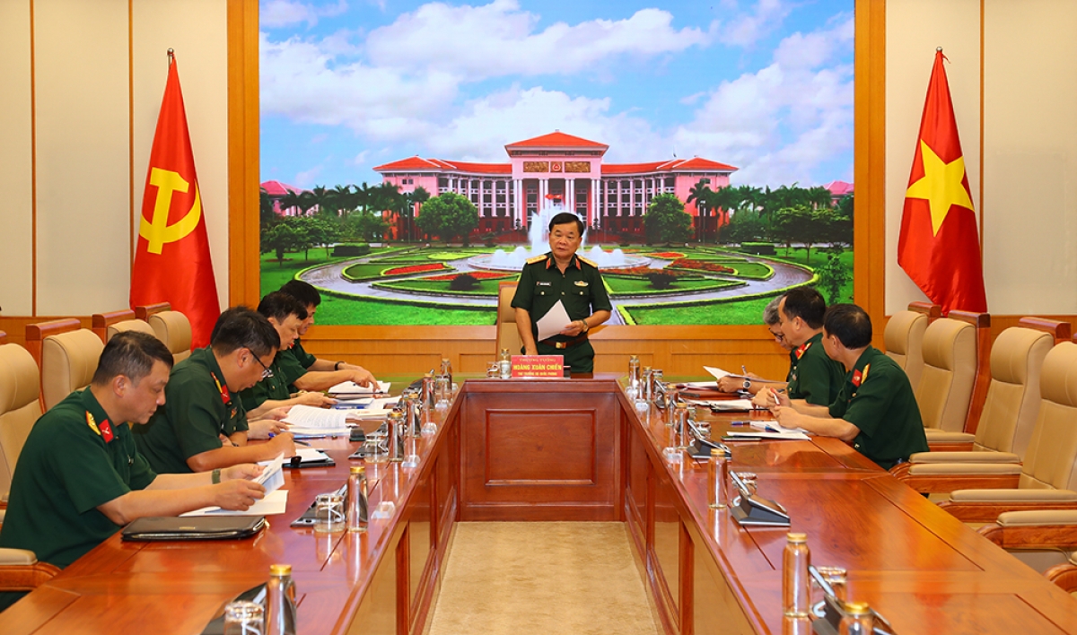 Thượng tướng Hoàng Xuân Chiến chủ trì cuộc họp