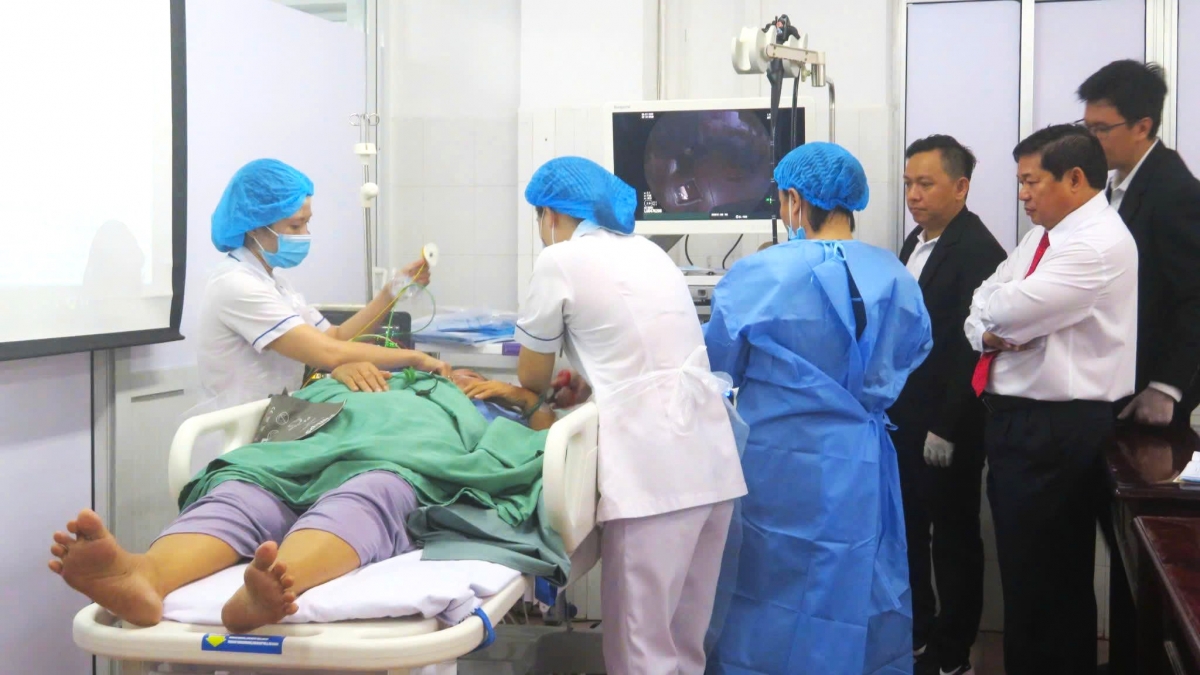Khoa Nội soi ra đời không chỉ là nơi khám chữa bệnh, mà còn đảm nhiệm vai trò đào tạo và phát triển đội ngũ nhân lực y tế chất lượng cao.
