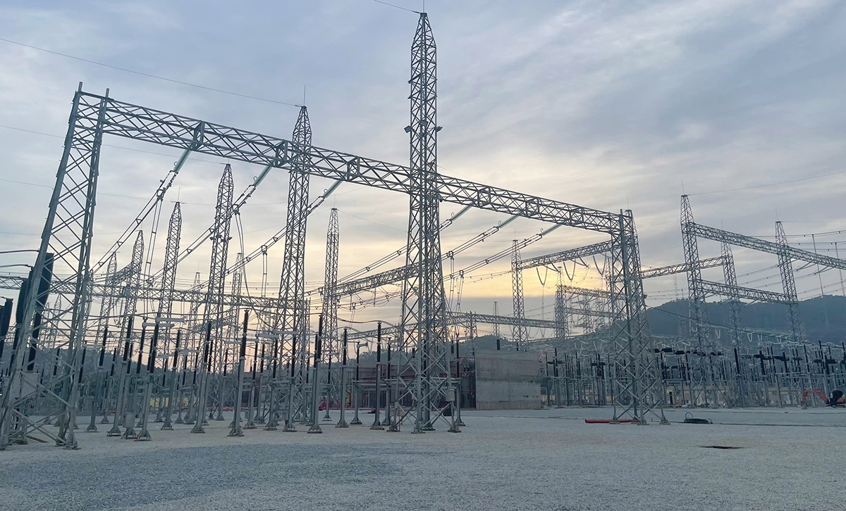 Một góc Trạm biến áp 500kV Vĩnh Yên