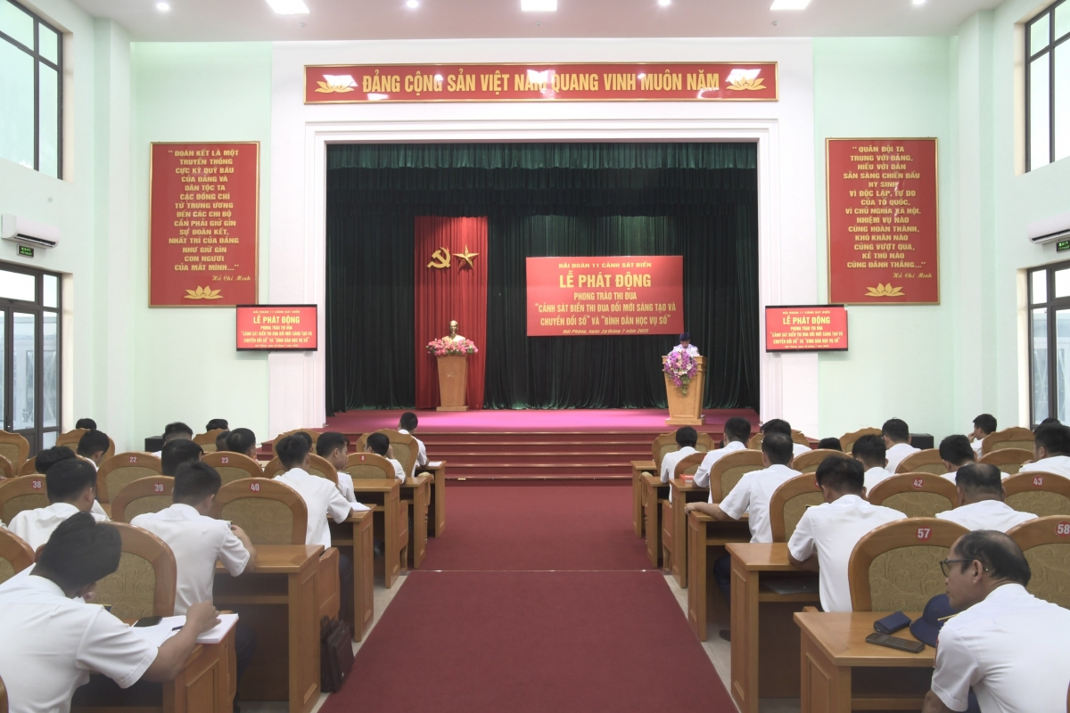 Quang cảnh Lễ phát động Phong trào thi đua.
