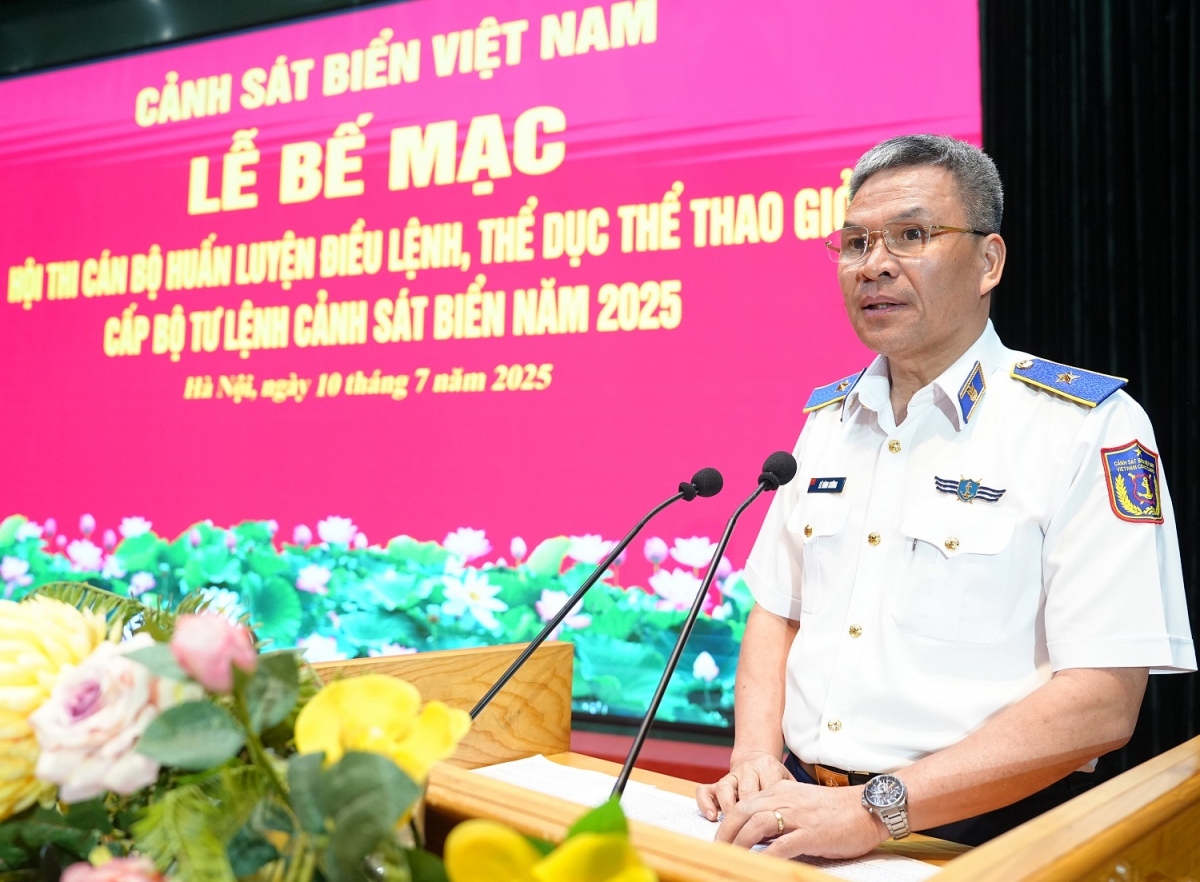 Thiếu tướng Lê Đình Cường phát biểu chỉ đạo Lễ bế mạc.