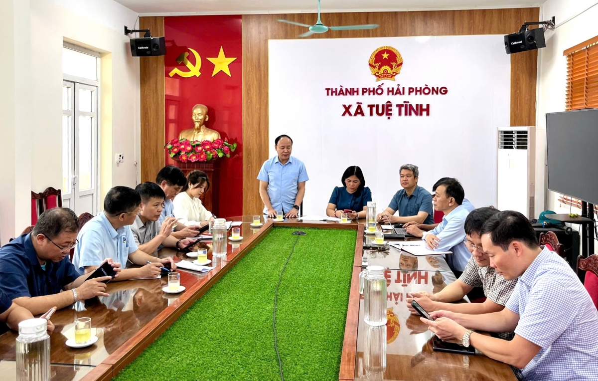 Đoàn công tác của Cục Quản lý và xây dựng công trình thủy lợi kiểm tra ứng phó bão số 3 và phòng chống úng ngập hoàn lưu bão và làm việc với lãnh đạo thành phố Hải Phòng