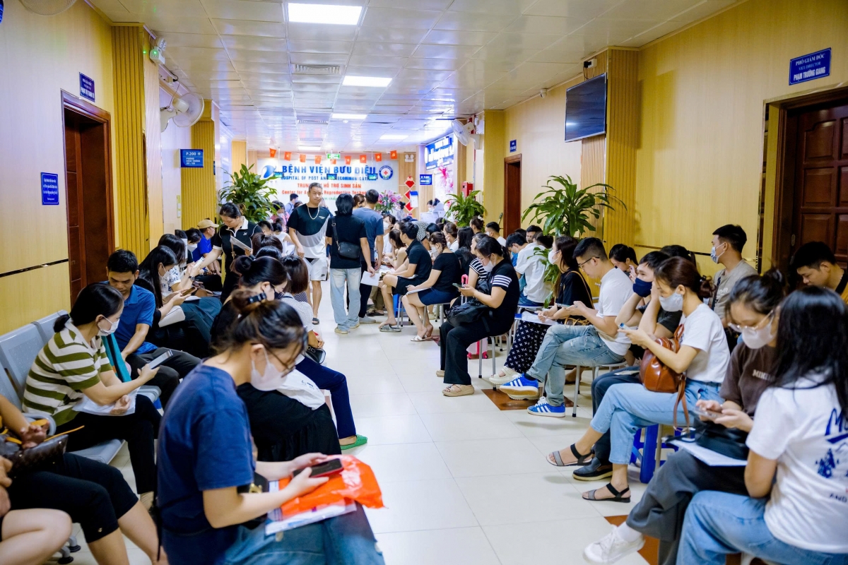 Người bệnh gặp khó khăn hay gặp các vấn đề về bệnh lý di truyền có thể nộp hô sơ để được hỗ trợ sinh con khỏe mạnh tại Trung tâm Hỗ trợ sinh sản, BV Bưu điện