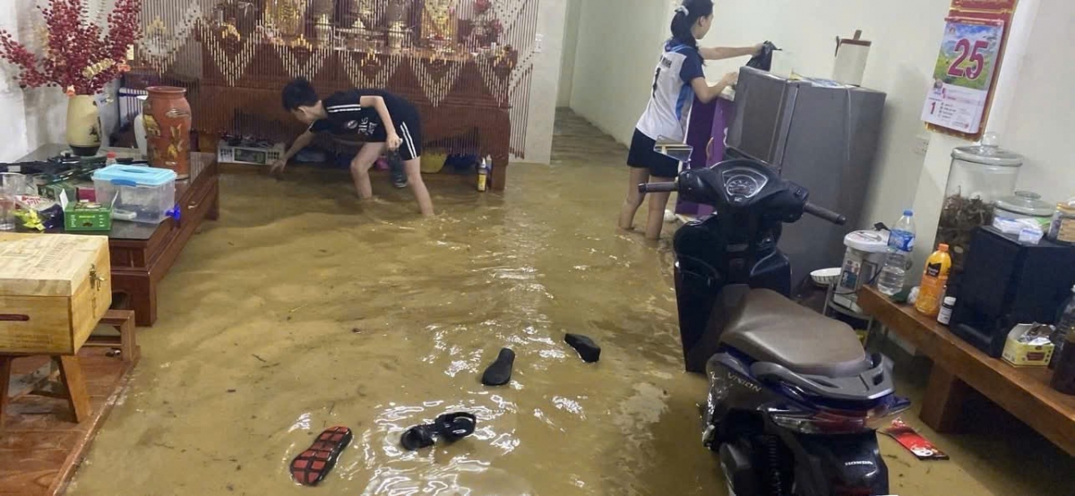 Mưa lũ đã làm hư hại nhiều nhà cửa trên địa bàn tỉnh.