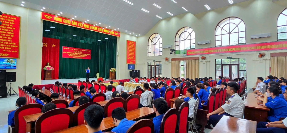 Buổi Tọa đàm có sự tham gia của đông đảo đoàn viên thanh niên