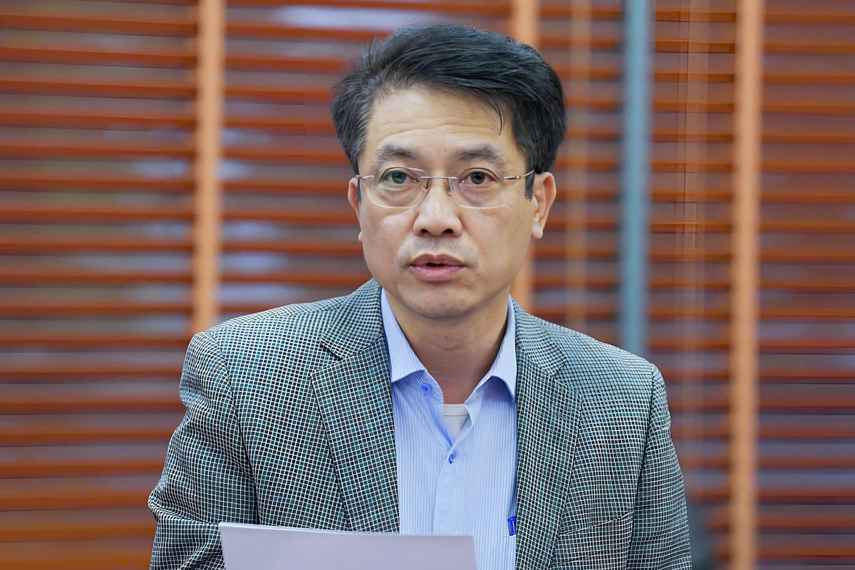 Ông Nguyễn Quang Dũng, Vụ trưởng Vụ Công chức - Viên chức (Bộ Nội vụ)