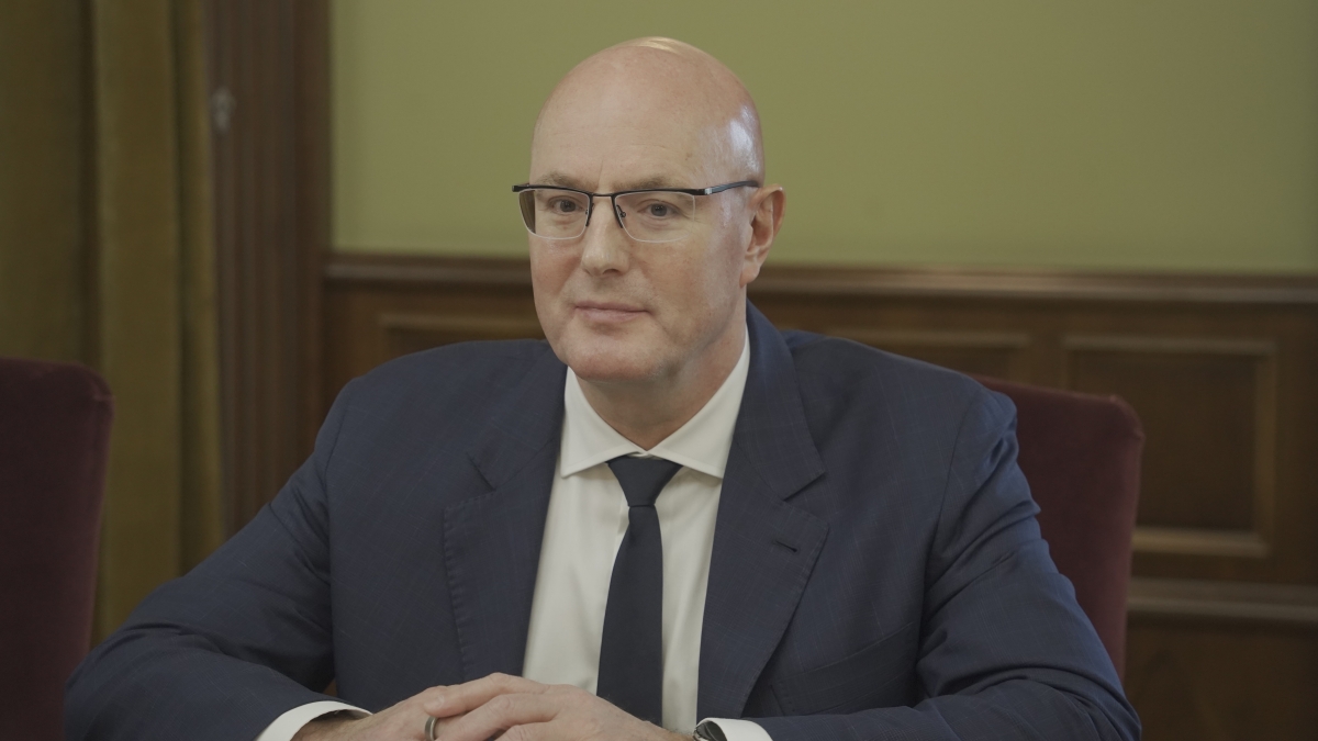 Phó thủ tướng Nga Dmitry Nikolayevich Chernyshenko phát biểu tại cuộc gặp