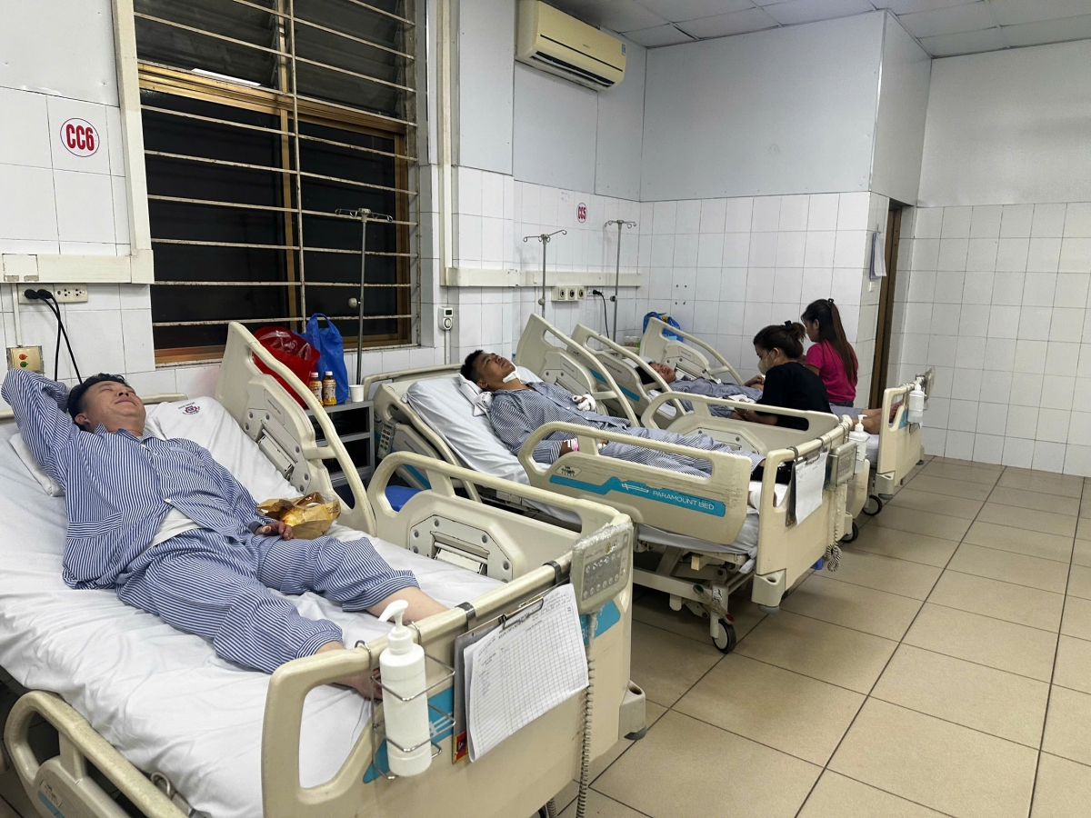 Hiện sức khỏe cả 9 bệnh nhân đều tạm ổn định, không có tổn thương nặng