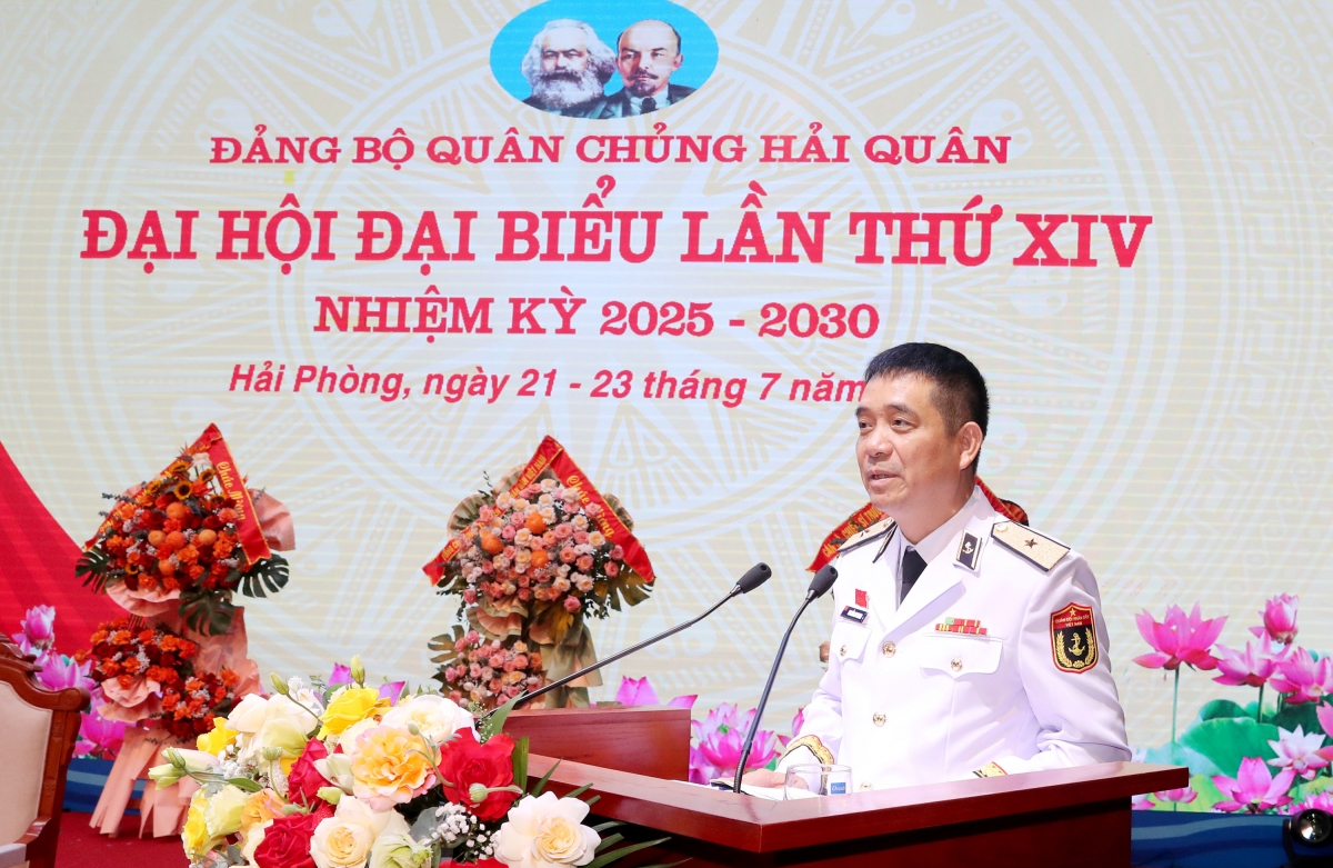 Thiếu tướng Nguyễn An Phong điều hành phiên trù bị