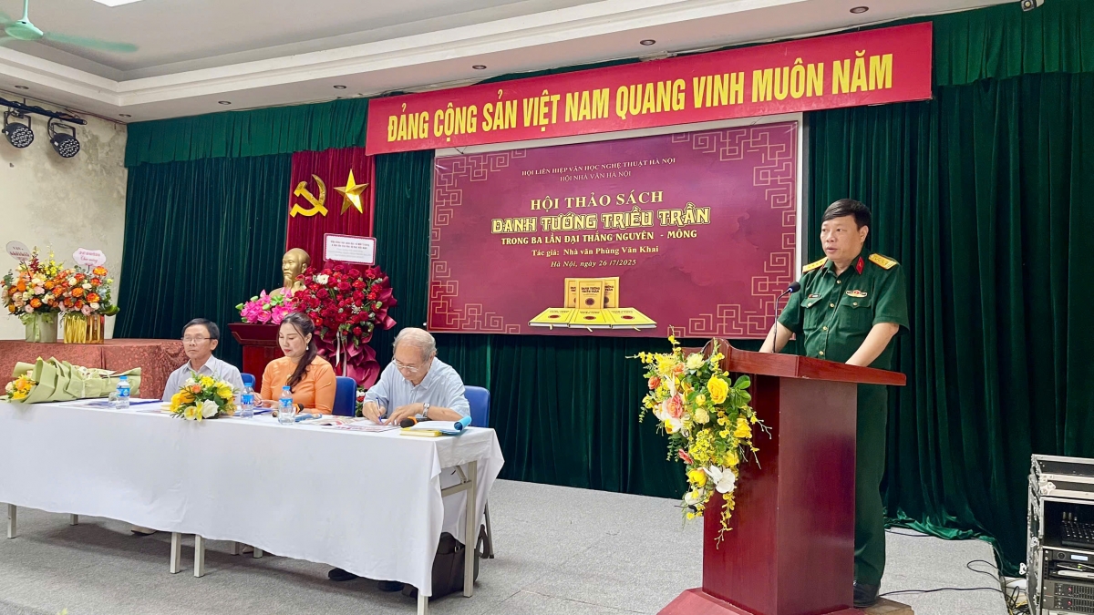 Toàn cảnh Hội thảo sách “Danh tướng triều Trần trong ba lần đại thắng Nguyên - Mông”