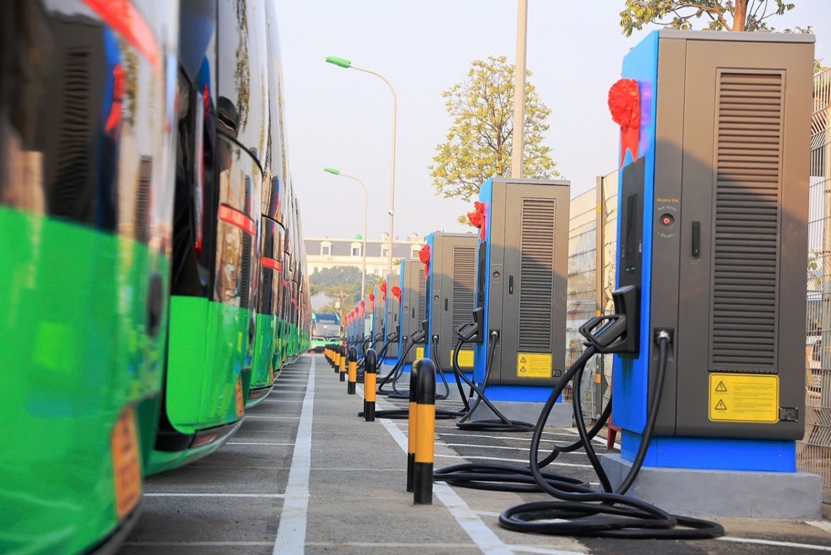 Hà Nội sẽ sớm quy hoạch mạng lưới trạm sạc. Ảnh: Tuấn Khải