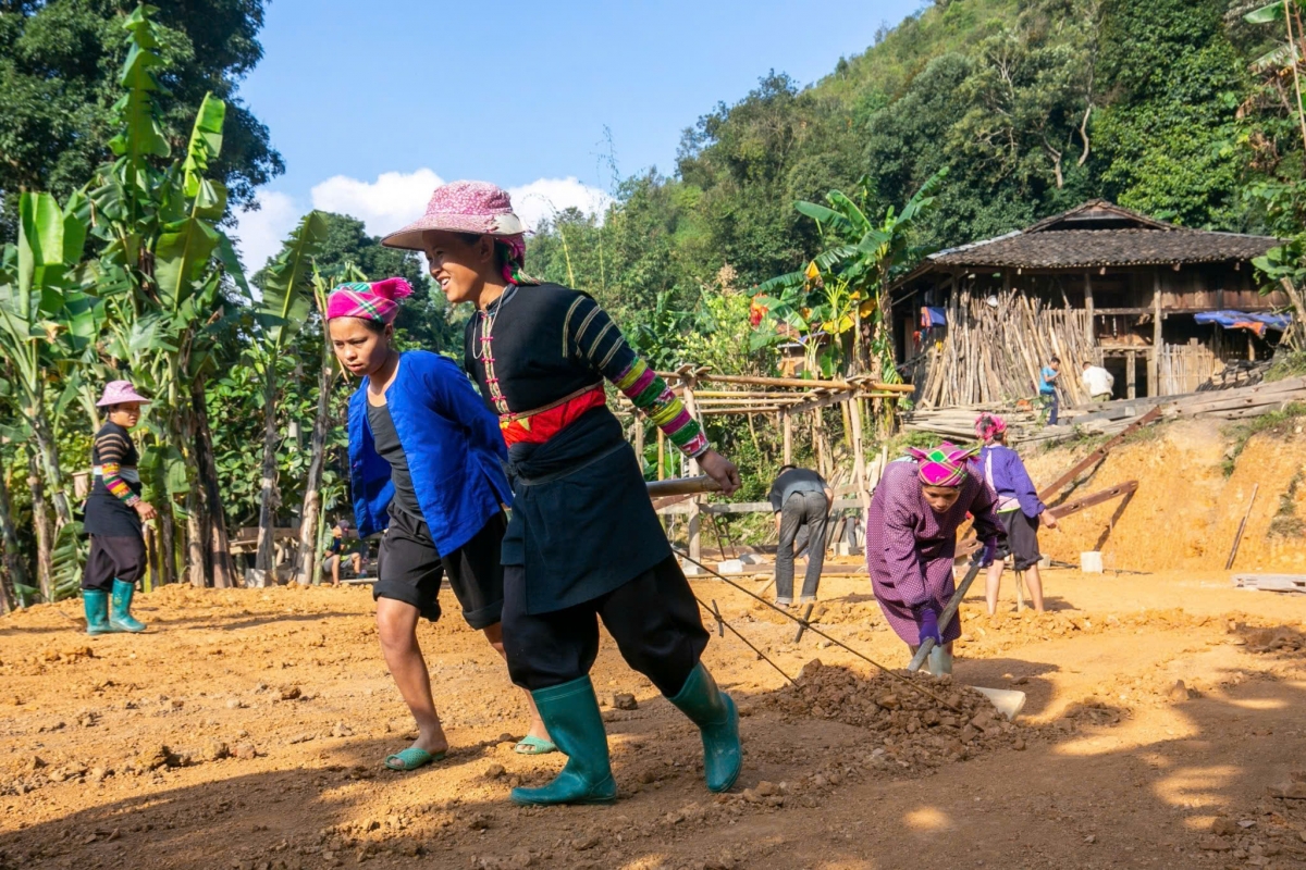 Từ nguồn vốn Chương trình MTQG, Cao Bằng phấn đấu trong 2025 giải quyết cơ bản tình trạng thiếu đất ở, đất sản xuất cho đồng bào dân tộc thiểu số…