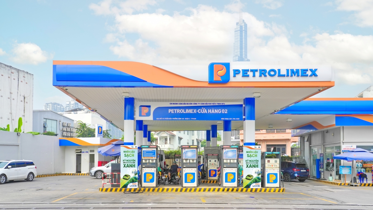 Petrolimex thí điểm kinh doanh xăng E10 ở các cửa hàng thuộc địa bàn TP. Hồ Chí Minh (trước sáp nhập)