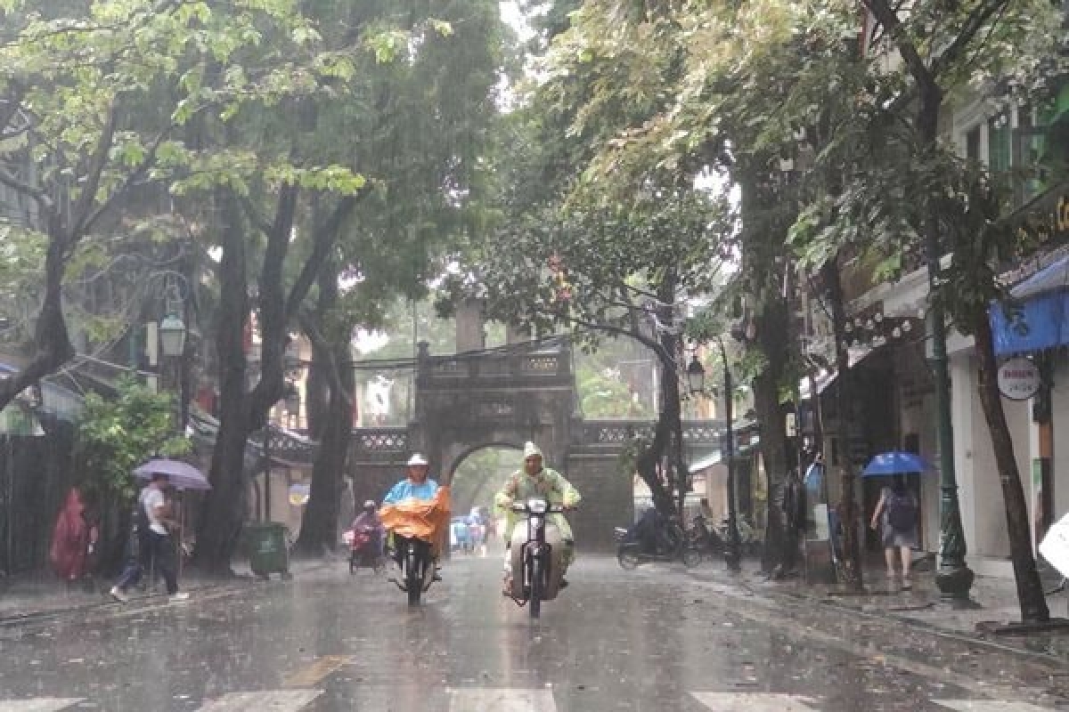 Thời tiết ngày 17/8/2025: Miền Bắc, Hà Nội mưa dông. Ảnh minh họa