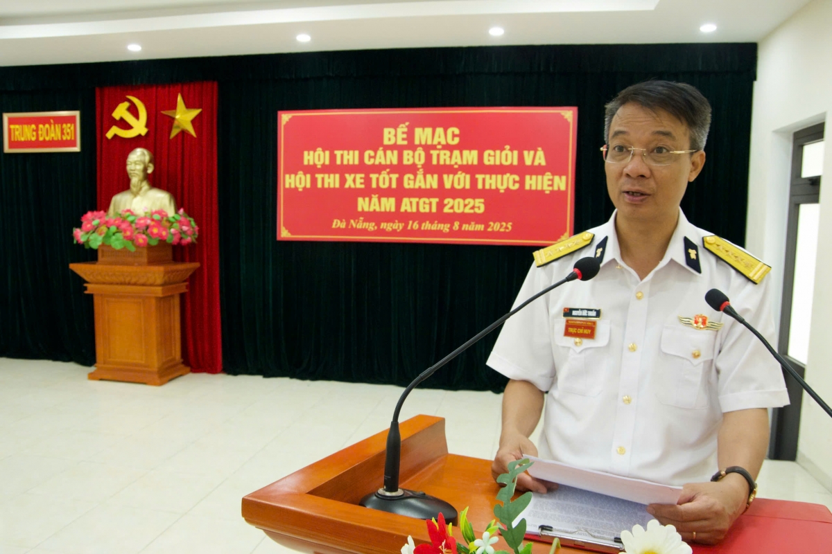Đồng chí Đại tá Nguyễn Đức Thuấn, chủ trì bế mạc Hội Thi