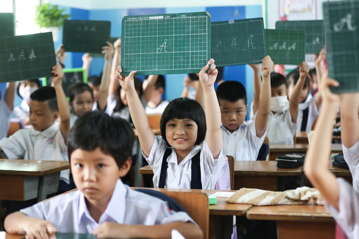 Thay mặt Bộ Chính trị, ngày 22/8/2025, Tổng Bí thư Tô Lâm đã ký ban hành Nghị quyết 71 của Bộ Chính trị về đột phá phát triển giáo dục và đào tạo.