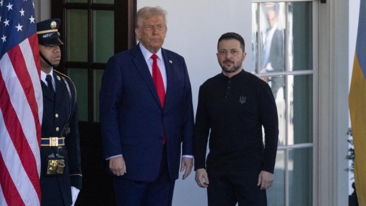 Tổng thống Hoa Kỳ Donald Trump vá Tổng thống Ukraine Volodymyr Zelensky