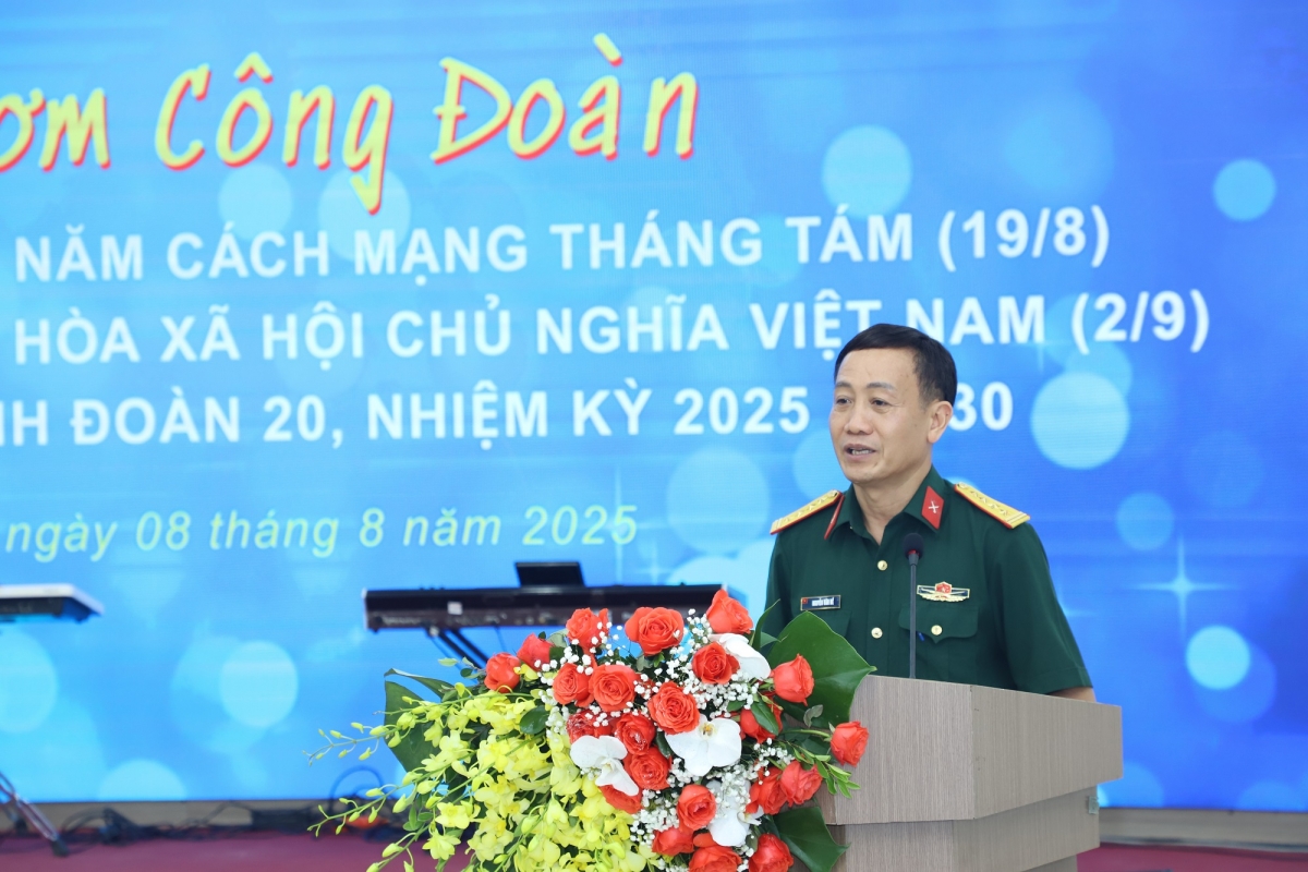 Đại tá Nguyễn Văn Đề phát biểu