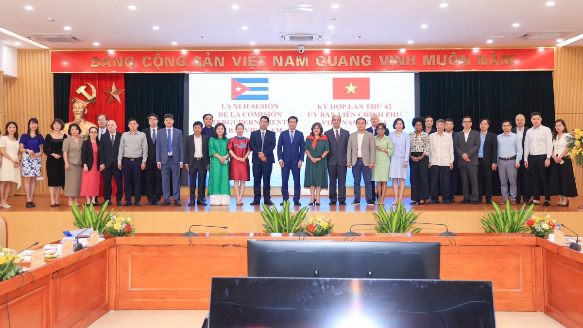 Các đại biểu tham dự Kỳ họp lần thứ 42 Ủy ban liên Chính phủ Việt Nam - Cuba
